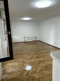 Nekretnina: Komforan dvosoban stan na odličnoj lokaciji ID#7032