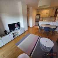 Nekretnina: Dvosoban u centru, kod fakulteta