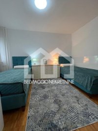 Nekretnina: Hotel YU, 3.0, 80 m2, T, 8. sprat, lift, cg, renoviran, namešten ID#1063