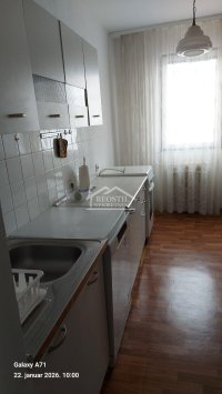 Nekretnina: Zemun - Karađorđev trg - 3.0 ID#24760