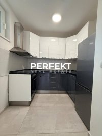 Nekretnina: Centar, 64m2, dvoiposoban. prvi sprat sa parking mestom