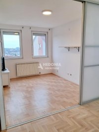 Nekretnina: Vojvode Vlahovića, nov, 2.0, renoviran, parking ID#10357