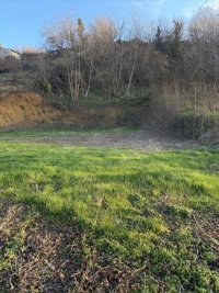 Nekretnina: Prelep plac Ribnjak-Petrovaradin