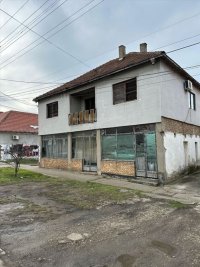 Nekretnina: Kuca u samom centru Starih Banovaca