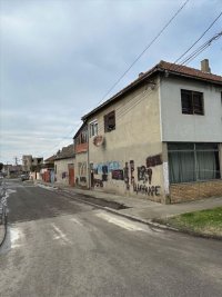 Nekretnina: Kuca u samom centru Starih Banovaca