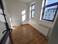 Nekretnina: Poslovni prostor 200m2 na Adamovicevom Naselju ID#1743