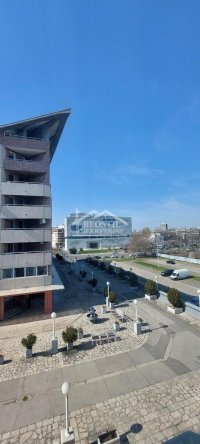 Nekretnina: Novi Beograd - YUBC - 109m2 ID#24821