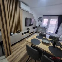 Nekretnina: Luks dvosoban sa garažom-centar