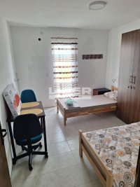 Nekretnina: Sobe za radnike, cena po krevetu ID#9587