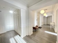 Nekretnina: Manjež, Reprezentativan poslovni prostor, useljiv. ID#4392