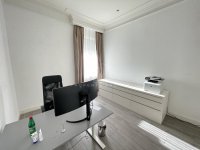 Nekretnina: Manjež, Reprezentativan poslovni prostor, useljiv. ID#4392