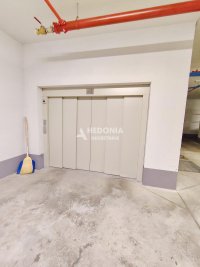 Nekretnina: Zelena Avenija, nova garaža, 12m2, uknjižena ID#10403