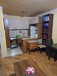 Nekretnina: 1.5-soban, 42m2, Bulevar Patrijarha Pavla, 1.sprat ulično orijentisan ID#1841