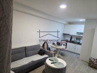 Nekretnina: Kompletno namešten stan- privatno dvorište ID#7143