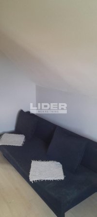 Nekretnina: Izdaju se jedna soba na spratu ID#8150