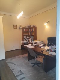 Nekretnina: Senjak, Vase Pelagića, lokal 20m2, 2,7 ari placa ID#1631
