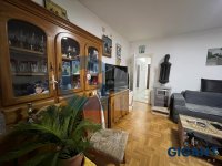 Nekretnina: OPŠTINA ZEMUN Pere Kosorića ID: 95929126