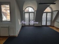 Nekretnina: Poslovni objekat za izdavanje Centar ID#415458