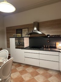 Nekretnina: Prodajem salonac u ul.Koče Kapetana,Vračar ,Beograd