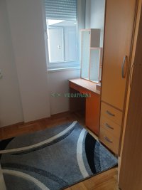 Nekretnina: 2.5-soban, 50m2, Nova Detelinara, Kopernikova ulica, sa p.mestom. ID#1529