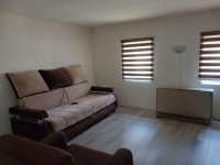 Nekretnina: Prodajem polovinu kuce sa sopstvenim dvoristem-Petrovaradin