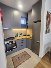 Nekretnina: 2-soban, 43m2, sa parking mestom, Grbavica, ulica Alekse Šantića ID#1889