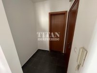 Nekretnina: hitno nov stan cena dogovor ID#5693