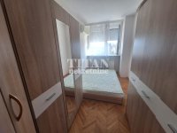 Nekretnina: renoviran ,tc Ušće,mesecno plaćanje ID#5697