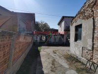 Nekretnina: ZEMUN Vojni put 2-Altina ID: 868782268
