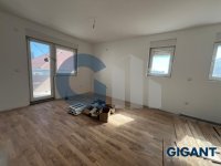 Nekretnina: OPŠTINA NOVI BEOGRAD Surčinska ID: 9650051
