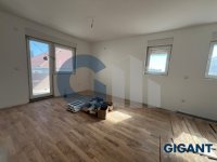 Nekretnina: OPŠTINA NOVI BEOGRAD Surčinska ID: 9652751