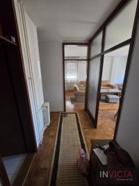 Nekretnina: KLASIČAN TROSOBAN -, TELEP, KOD ŠKOLE
