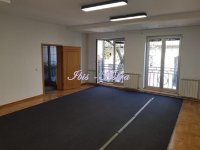 Nekretnina: Poslovni objekat za izdavanje Centar ID#515458