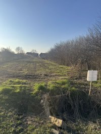 Nekretnina: Prodajem plac u Moroviću-Šid