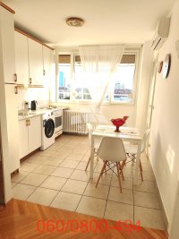 Nekretnina: 2.0 stan-Fontana-Bulevar Zorana Đinđića ID#3750