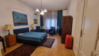 Nekretnina: Odličan salonac u centru
