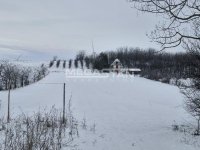 Nekretnina: Plac 107ari, blizu Devojačkog bunara