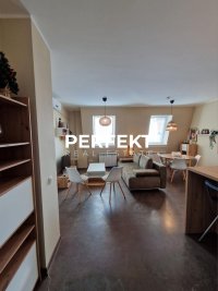 Nekretnina: Centar, 71m2, trosoban, sa parking mestom