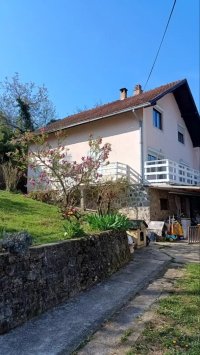 Nekretnina: Prodajem kucu u Artiljevu,Sremska Kamenica,Novi Sad