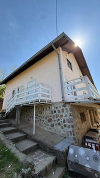 Nekretnina: Prodajem kucu u Artiljevu,Sremska Kamenica,Novi Sad