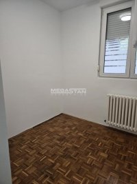 Nekretnina: Retenzija, renoviran, prazan