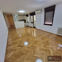 Nekretnina: Odličan renoviran dvosoban stan-sajam, mogućnost garaže