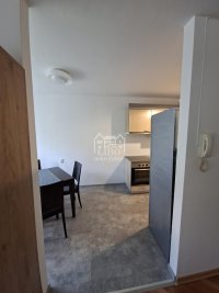 Nekretnina: Namešten dvosoban stan ID#2446