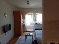Nekretnina: Izavanje garsonjere u mirnom delu Zemuna ID#5554