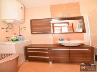 Nekretnina: Odličan dvosoban stan-Radnička, stari grad