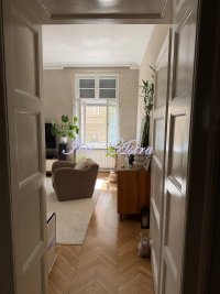 Nekretnina: Salonski stan za prodaju centar ID#699476