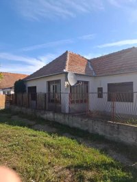 Nekretnina: Kuća na prodaju u Farkaždinu-Zrenjanin