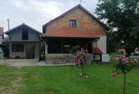 Nekretnina: Kuca na prodaju Mladenovac-Medjuluzje