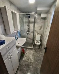 Nekretnina: Na prodaju stambeno-poslovni objekat (kuca,hala)