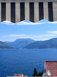 Nekretnina: Kompletno renoviran apartman sa pogledom na Boku – Krašići (52m²)